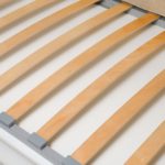 Na roštoch do postele jednoznačne nešetrite